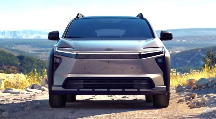 Электрический внедорожник