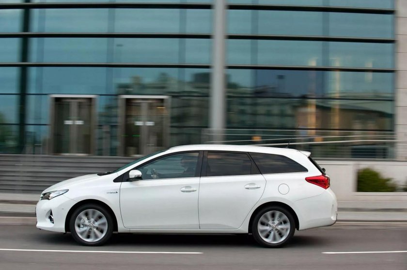 2013 Toyota Auris Touring