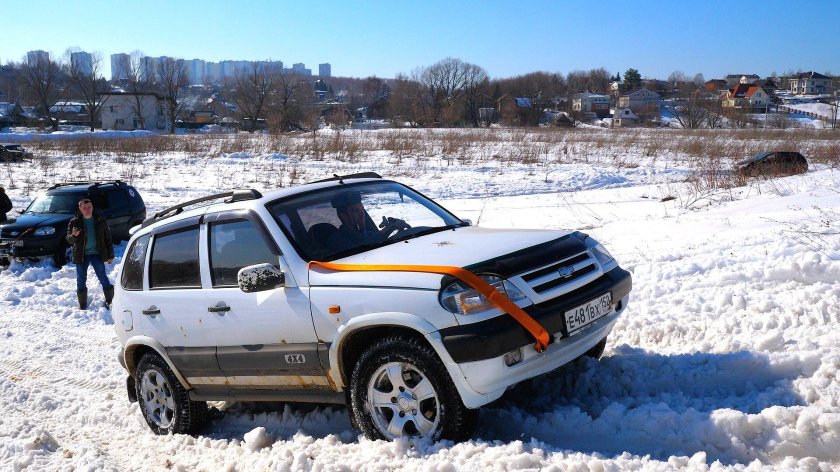 Шеви Нива в грязи