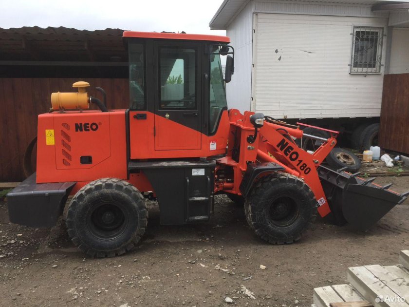 Нео 180 фронтальный погрузчик