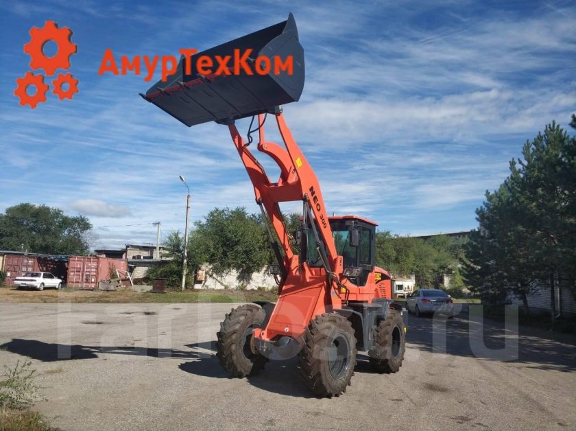 Фронтальный погрузчик Нео 300