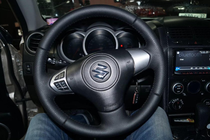 Оплетка на руль suzuki grand vitara