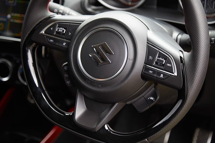 Руль Сузуки Свифт