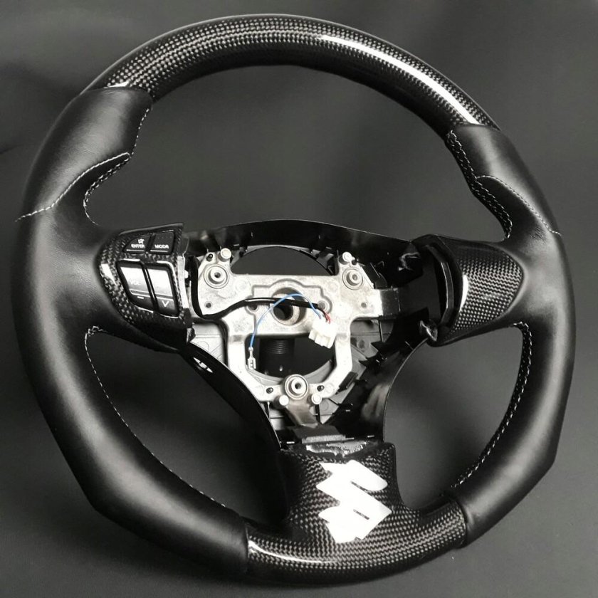 Suzuki Grand Vitara руль