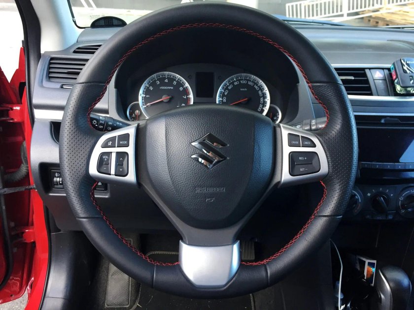 Руль Сузуки Свифт