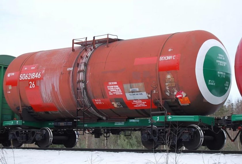Вагон цистерна бензина