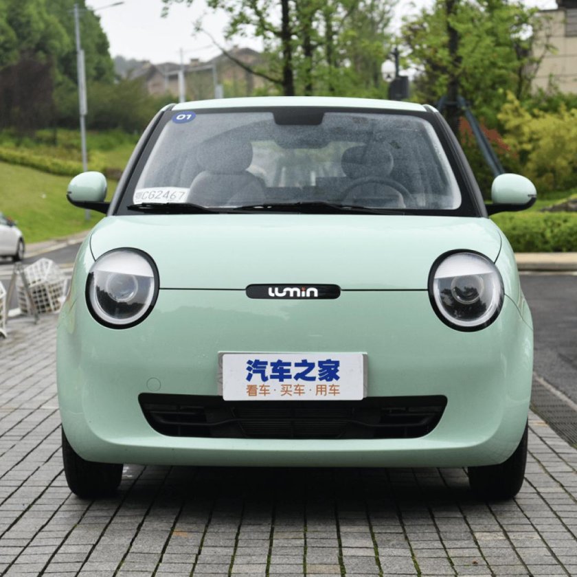 Китайская электромобиль