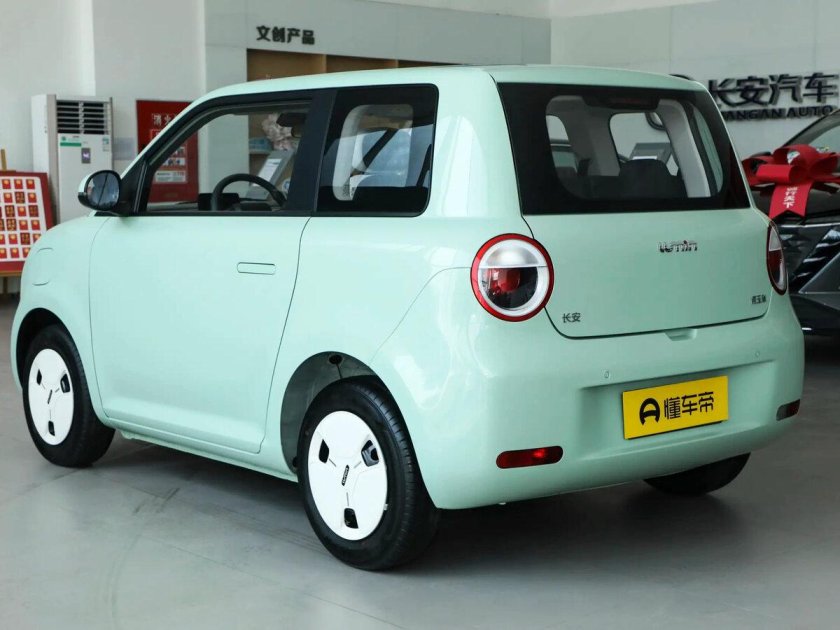 Changan автомобиль