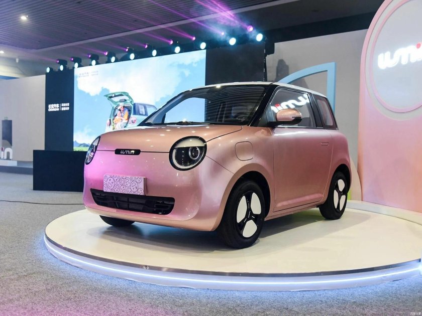 Китайская электромобиль