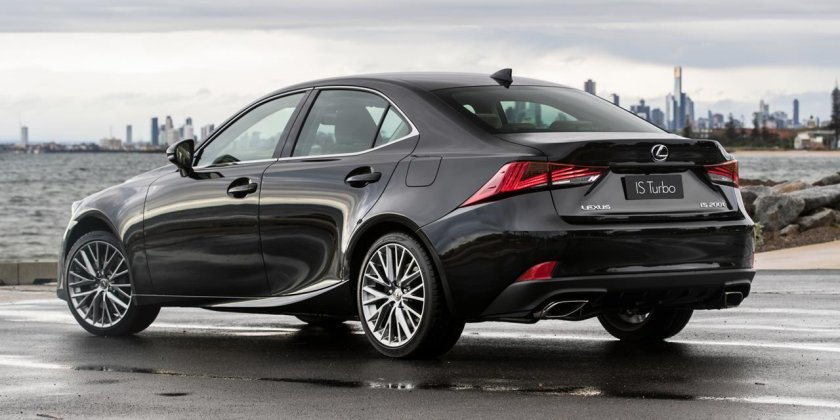Лексус ИС 200t