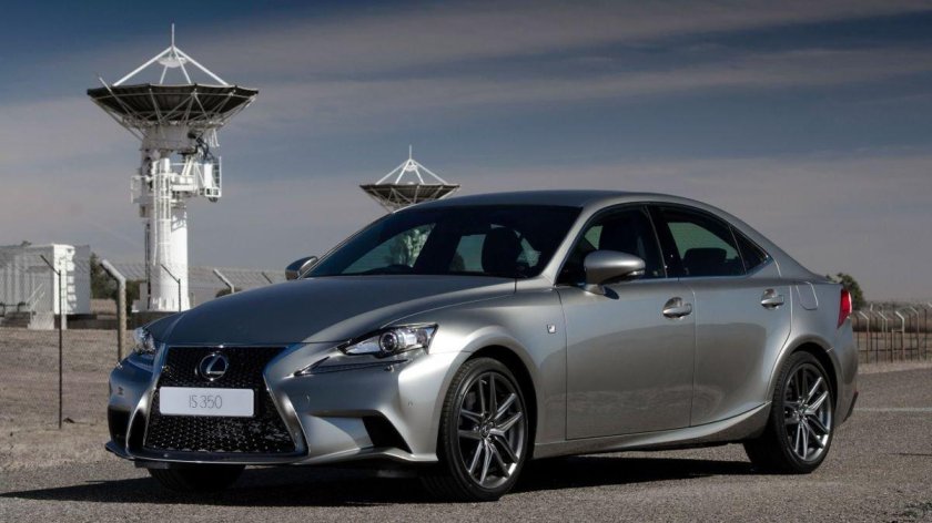 Lexus is 350