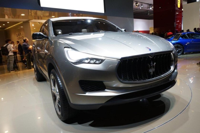 Кроссовер Maserati Kubang