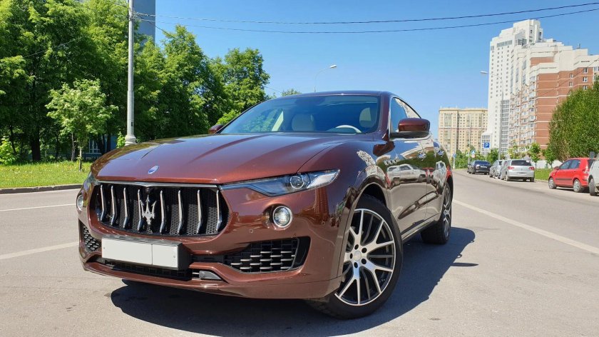 Внедорожник Мазерати Леванте
