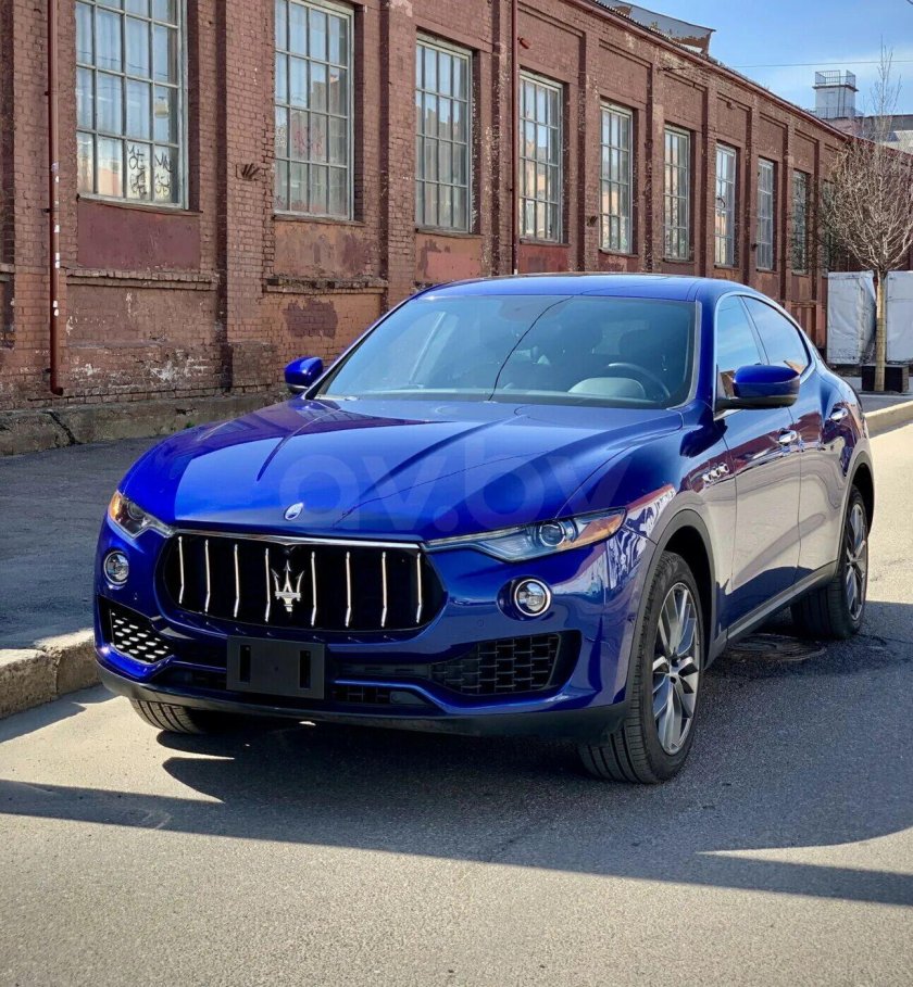 Мазерати джип