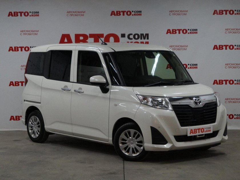 Toyota roomy 1.0 CVT
