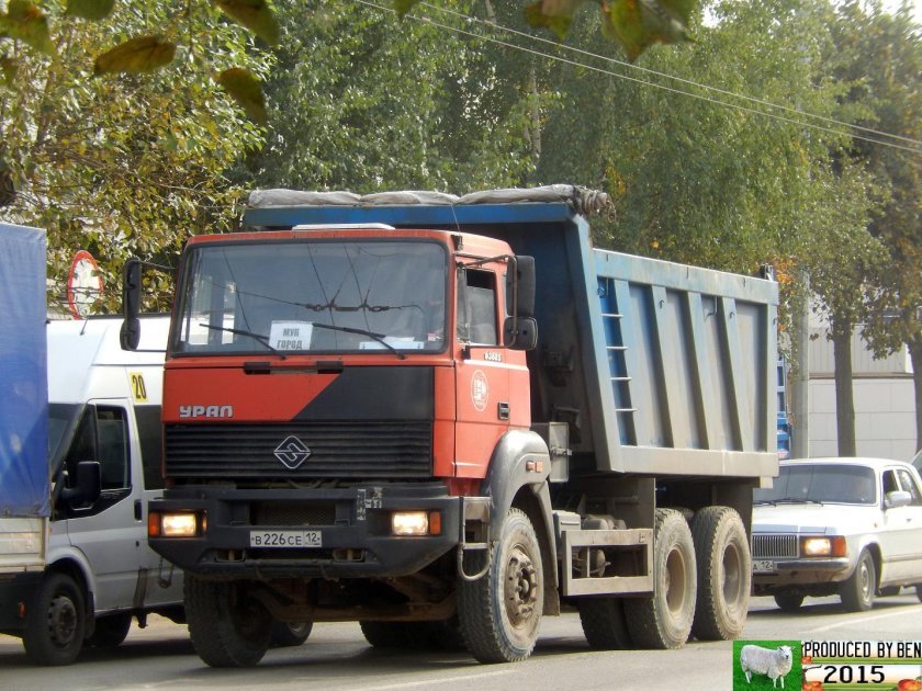 Урал 63685