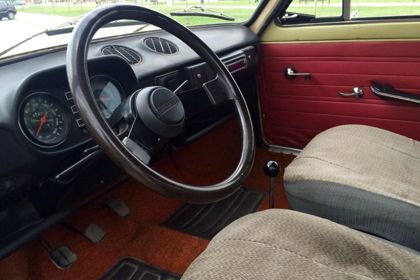 Фиат 128 салон