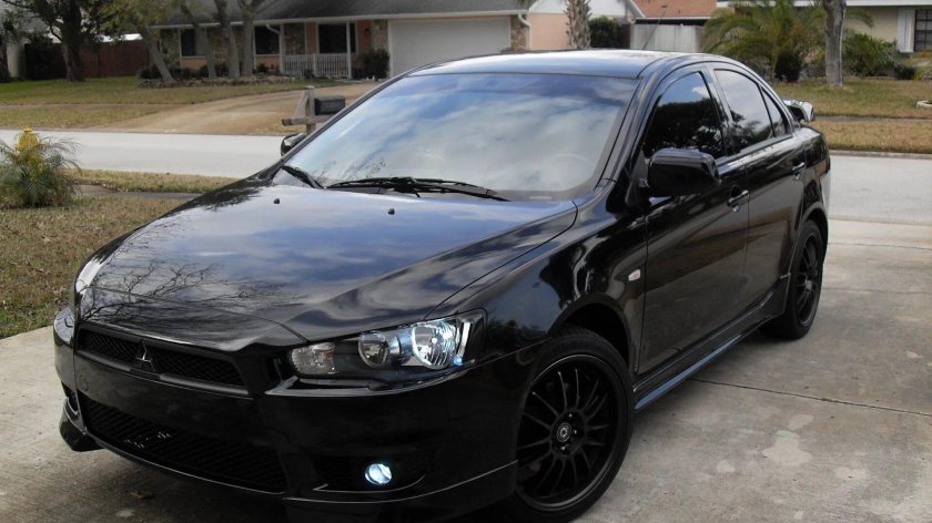 Lancer 10 черный