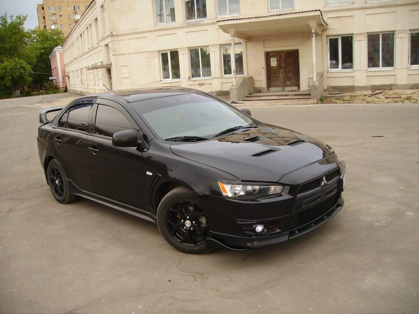 Mitsubishi Lancer 10 Black