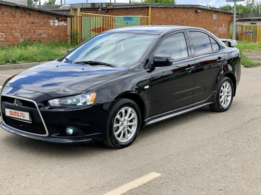 Лансер 10 черный