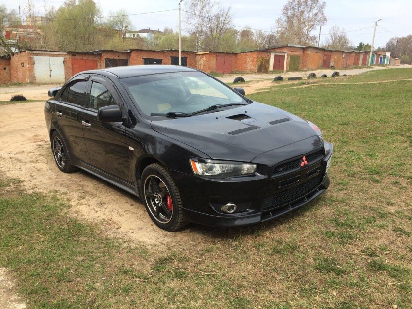 Mitsubishi Lancer 10 Black