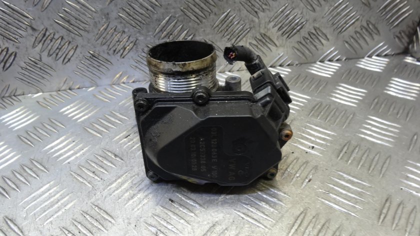 Skoda Yeti дроссельная заслонка