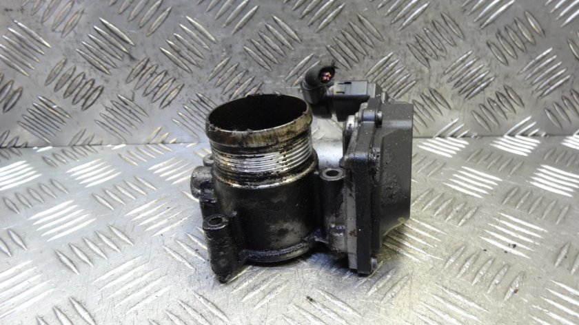 Дроссельная заслонка