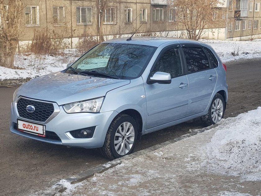 Датсун хэтчбек голубой