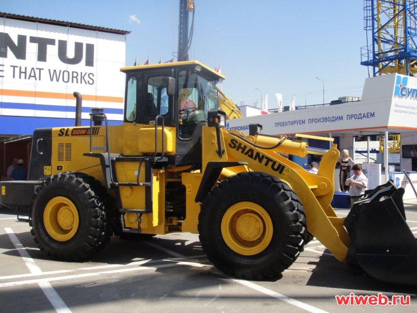 Погрузчик Шантуй sl50w