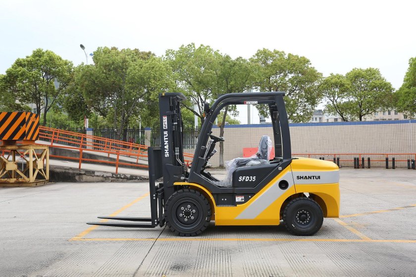 Шантуй вилочный погрузчик