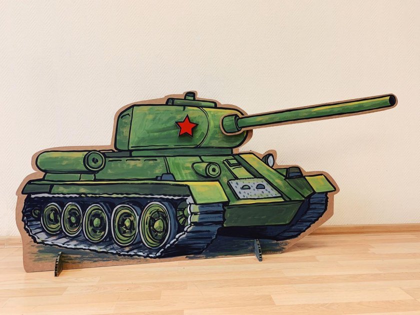 Танк декорация