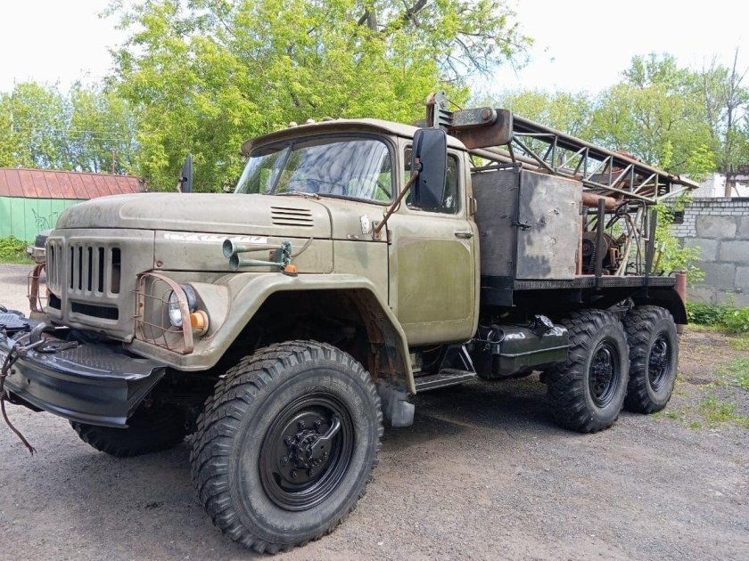 Буровая зил 131 угб 1вс