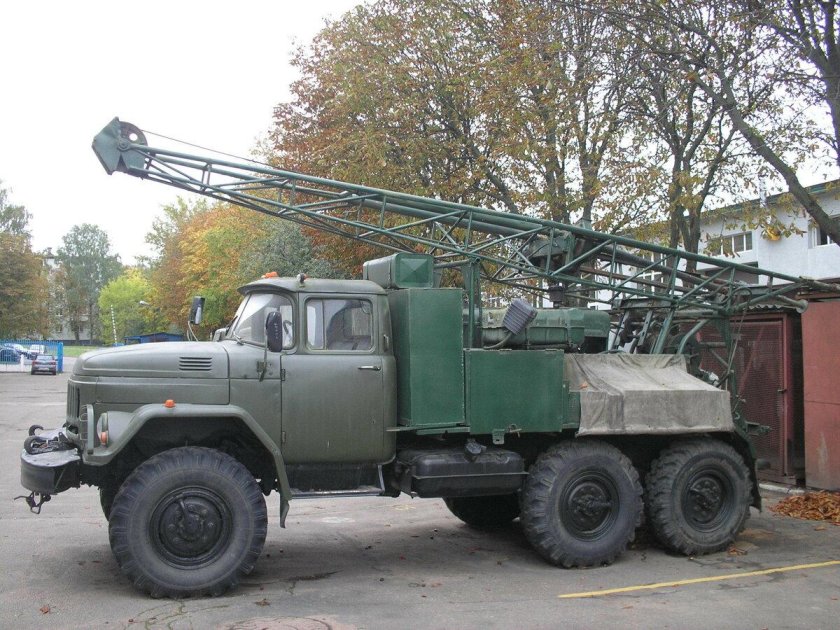 ЗИЛ 131 буровая