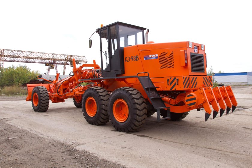 Автогрейдер ДЗ-98