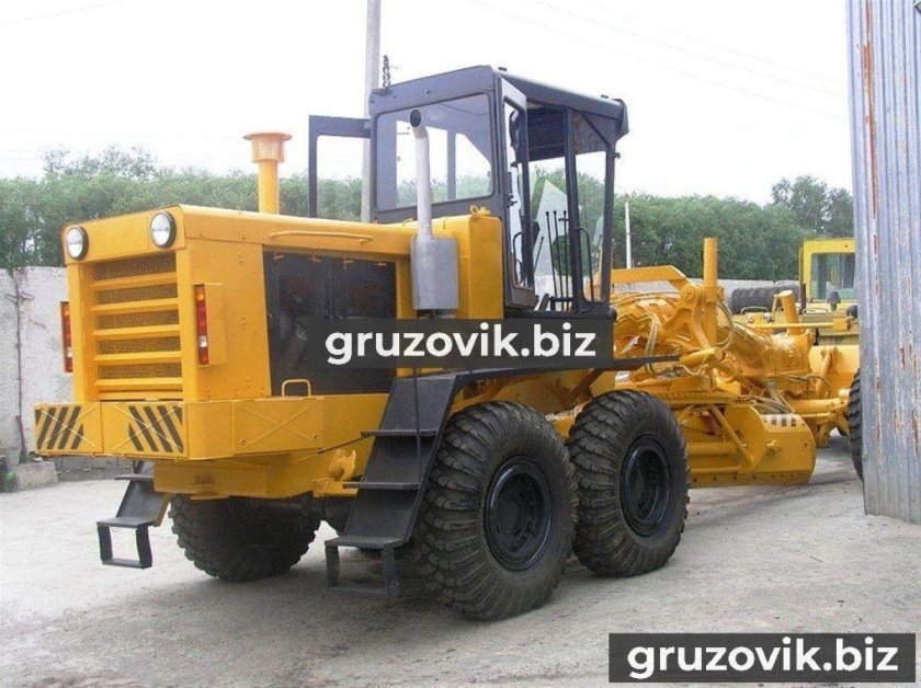 Автогрейдер ДЗ-98