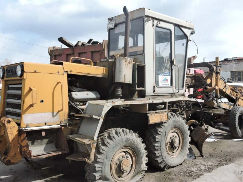 Автогрейдер а 120,1