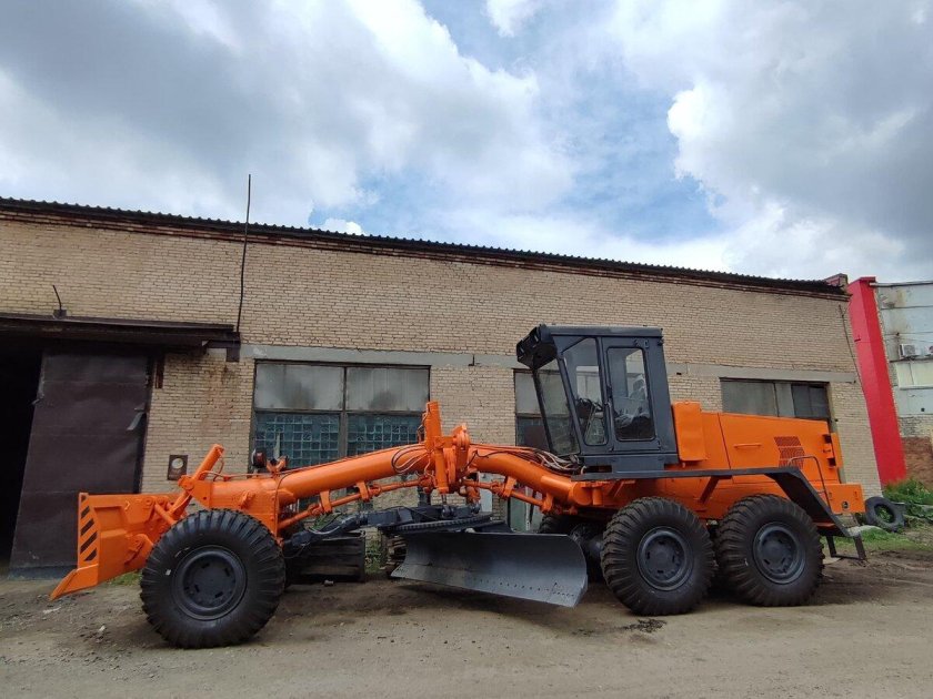 Автогрейдер гс 14 02