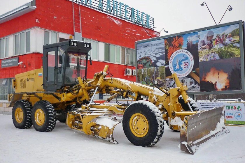 Грейдер ЧСДМ ДЗ-98