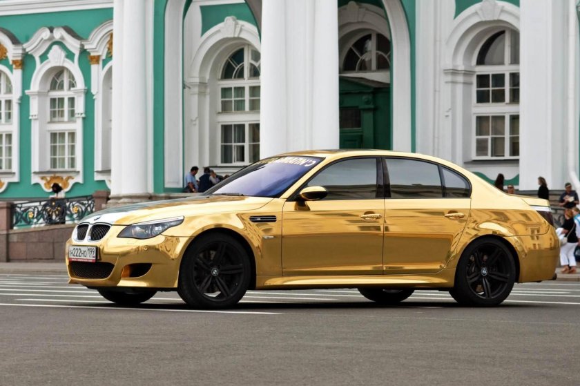 Золотая пленка на авто