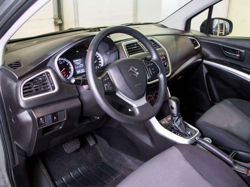 Suzuki sx4 2014 салон