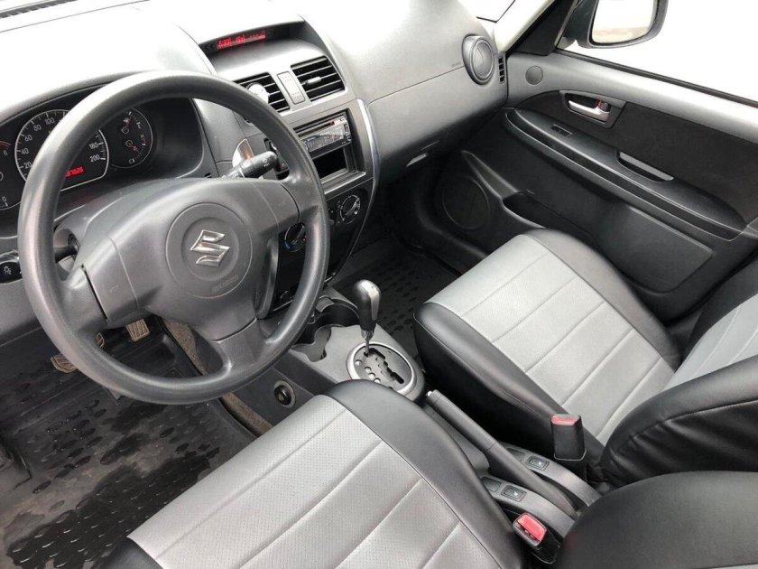 Сузуки сх4 седан салон