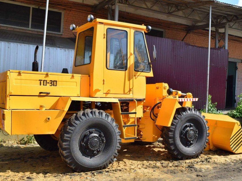 Фронтальный погрузчик то 30