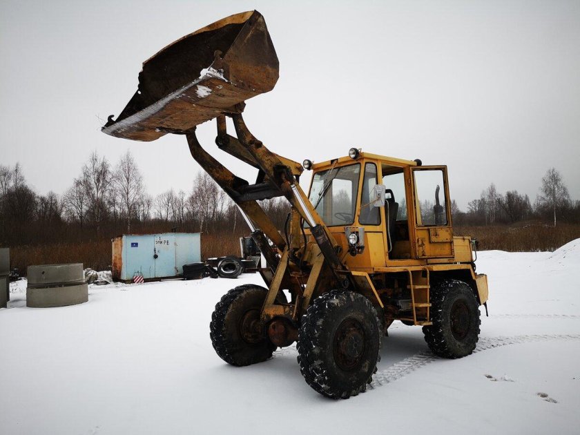 Фронтальный погрузчик т30