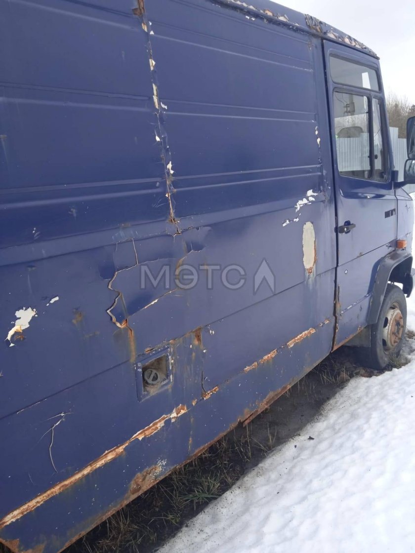 Mercedes-Benz 709d, 1990