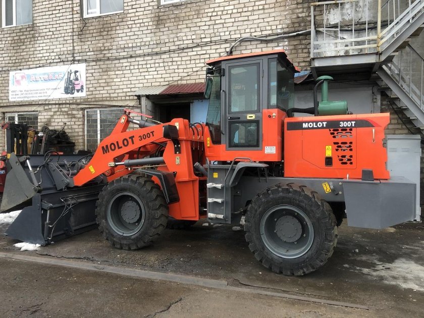Погрузчик молот 300т