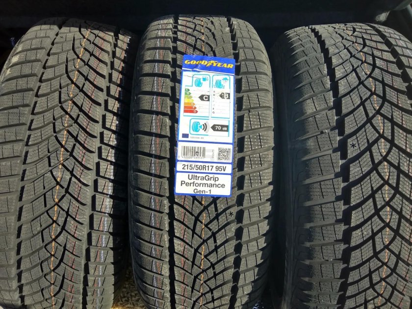 Goodyear ULTRAGRIP Performance SUV Gen-1
