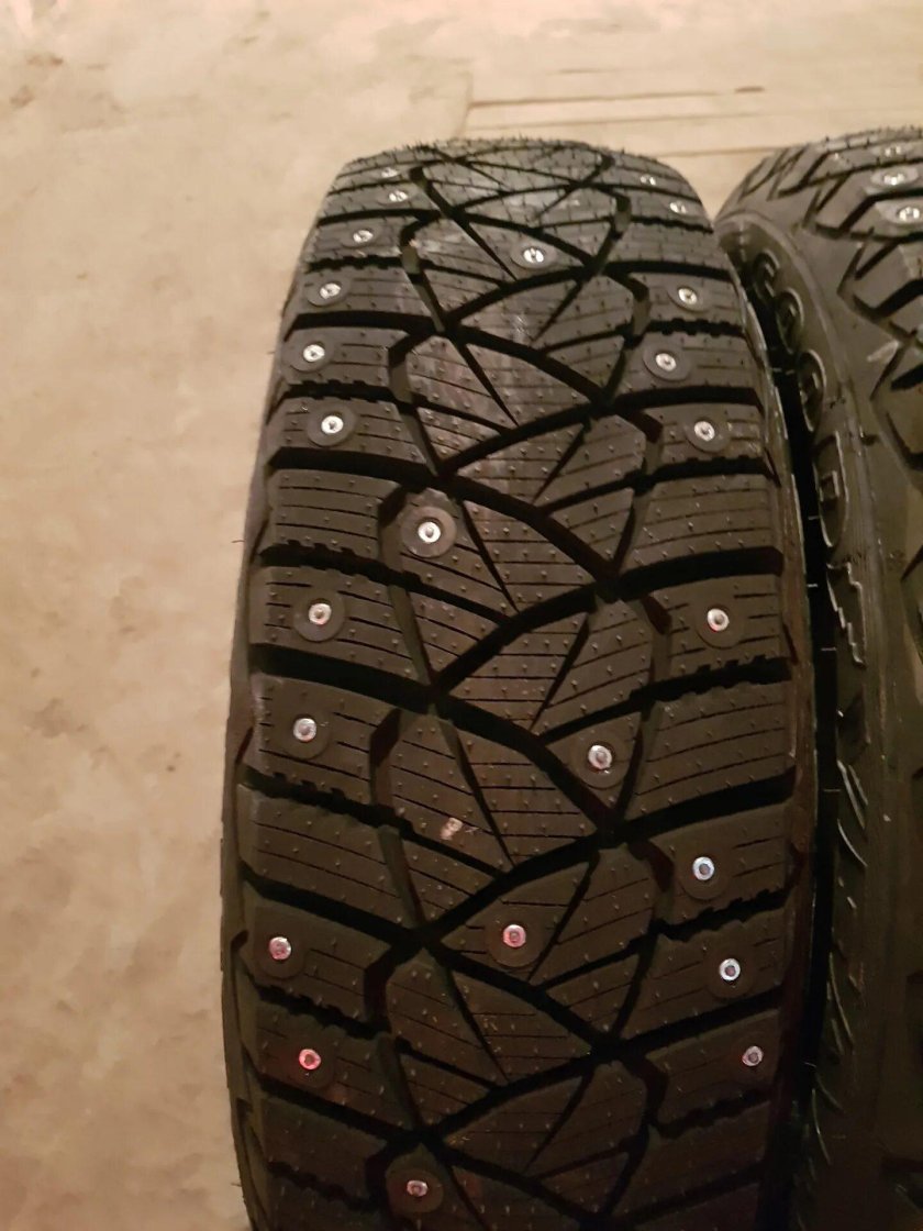 Goodyear ULTRAGRIP 600