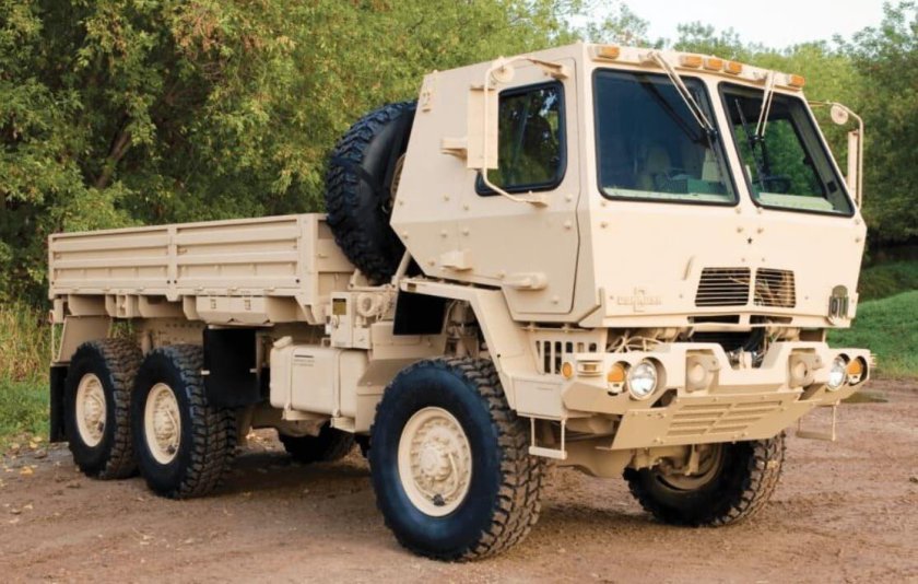Тягач oshkosh fmtv