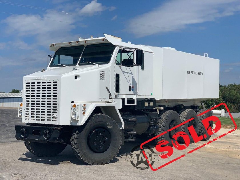 Тягач oshkosh m1070 8x8