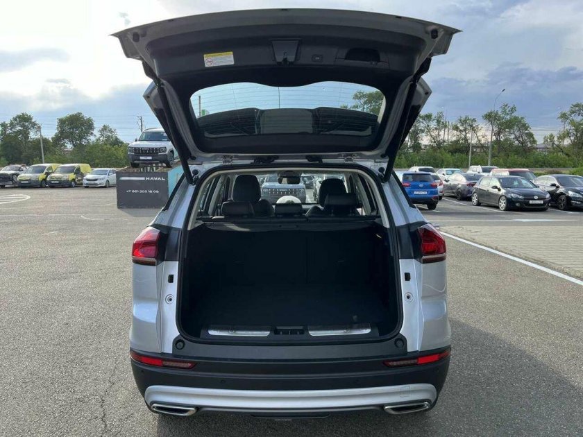 Geely atlas pro серый